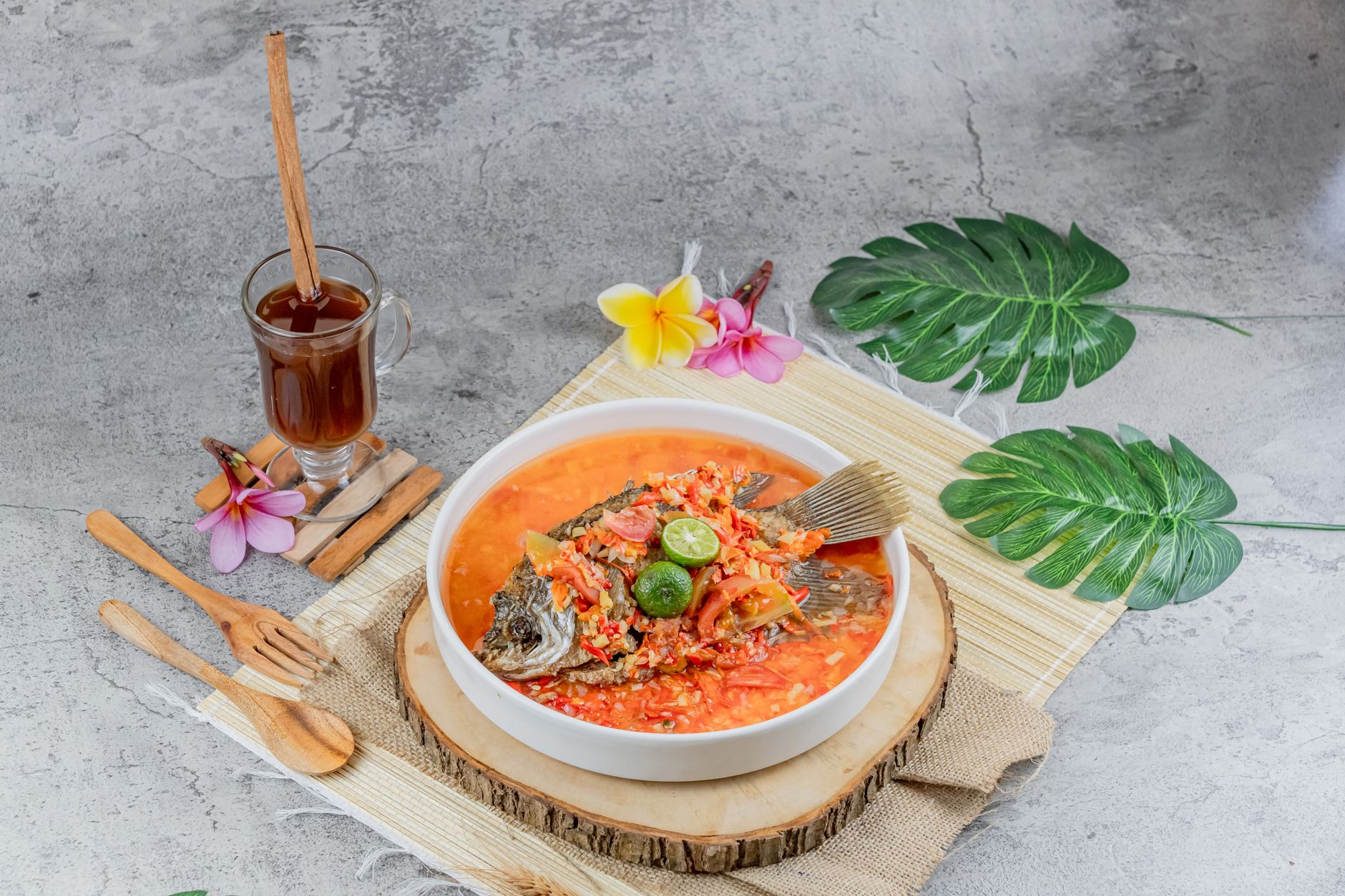 Ikan Gurame Saus Padang