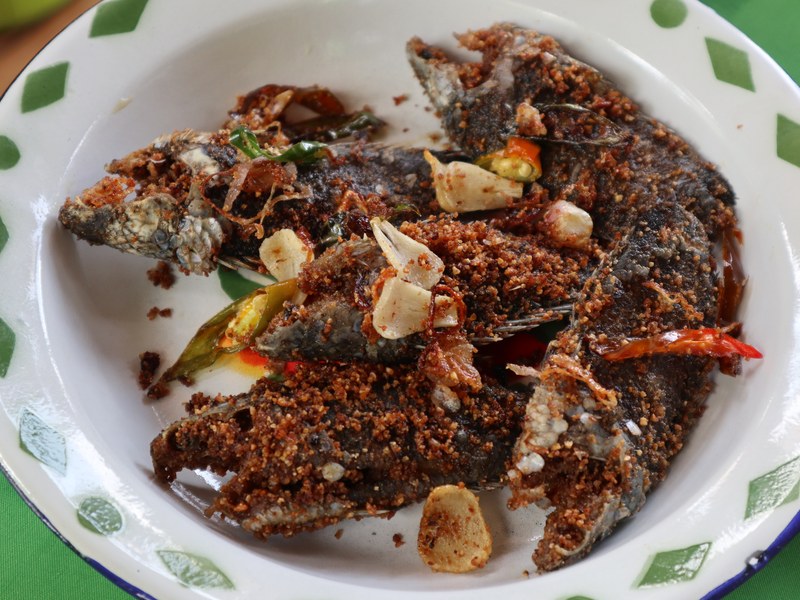 Iwak Pakasam