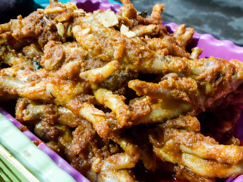 Sop Ceker Ayam Bening